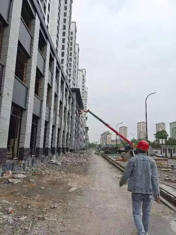 美佳福装饰团队施工现场,欢迎您下单,承接各种室内外装饰设计工